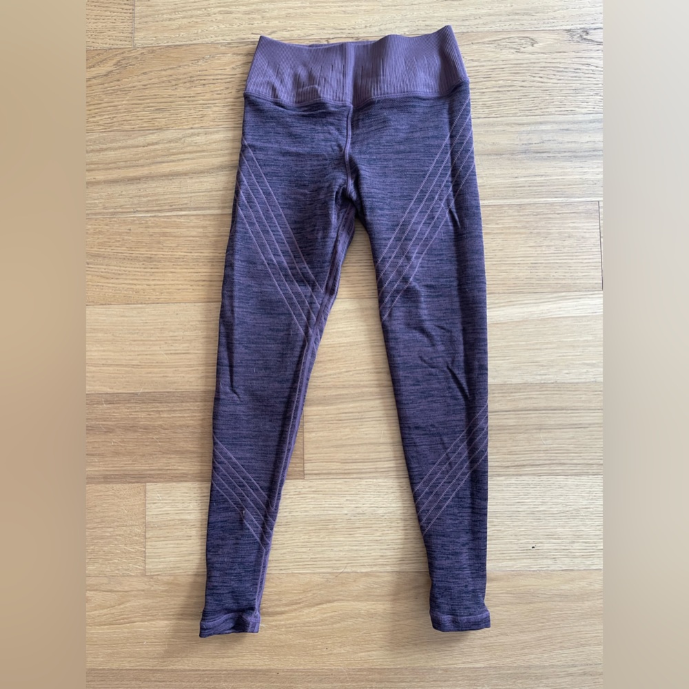 Avocado Danielle full set Deep V Bra & Stripe Legging Set - Huckleberry XS/S - Picture 7 of 10